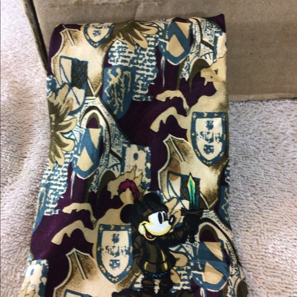 Mens MICEKY INC Knight Mickey Mouse Necktie silk - Picture 9 of 9